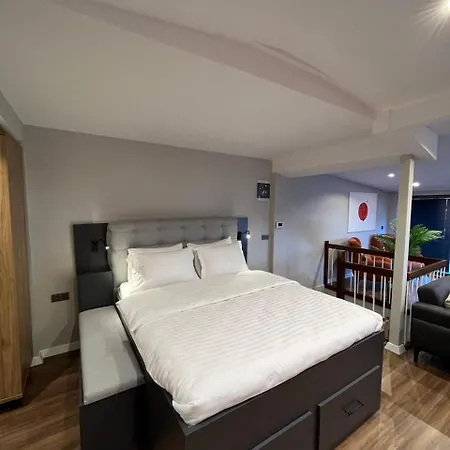 Of Galataport * اسطنبول